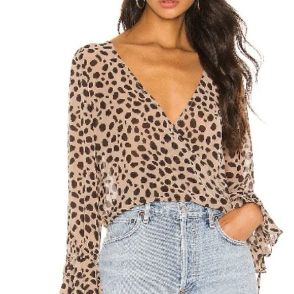 Super down Madeline surplice top in tan multi sz small - Picture 3 of 6